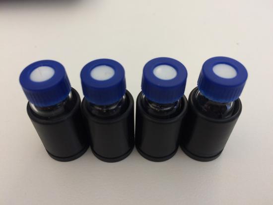 Example Part number 700005338 with 2mL sample vials.JPG